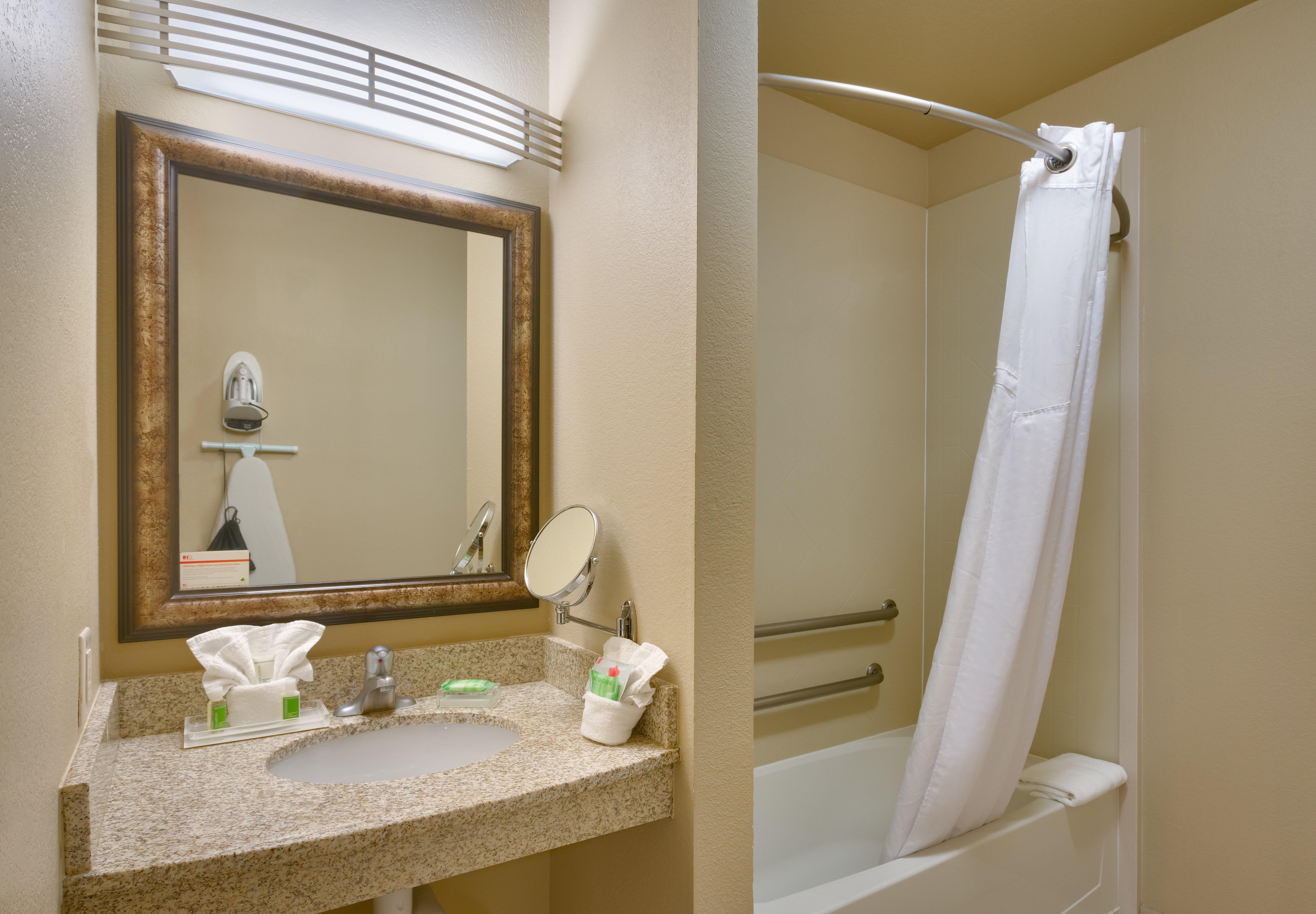 Holiday Inn & Suites Salt Lake City - Airport West By Ihg Bagian luar foto