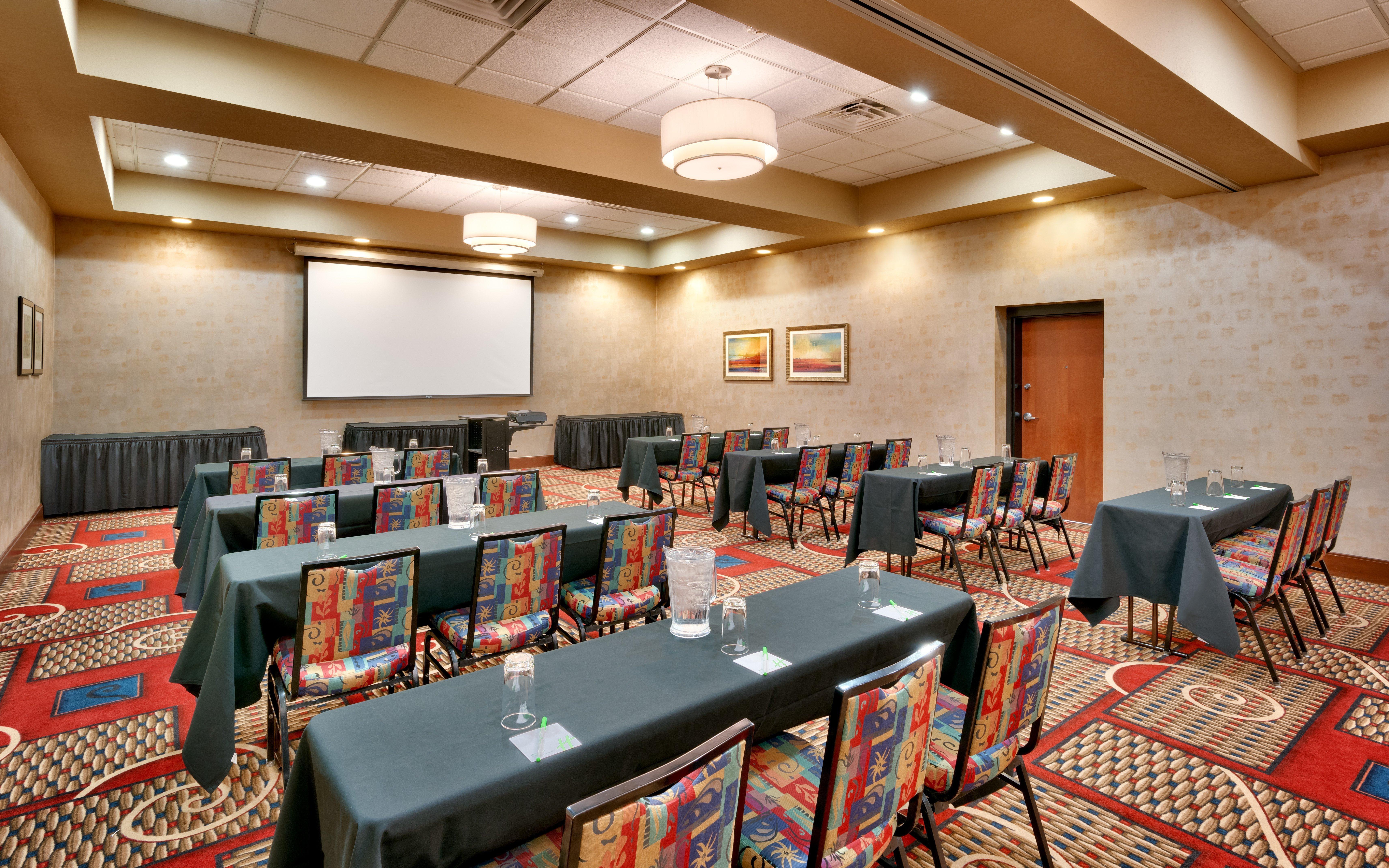 Holiday Inn & Suites Salt Lake City - Airport West By Ihg Bagian luar foto